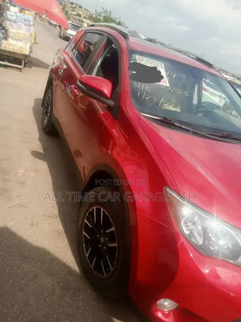 Toyota RAV4 2020 Red