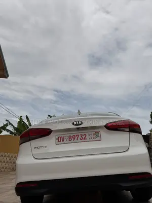 Kia Forte 2017 White