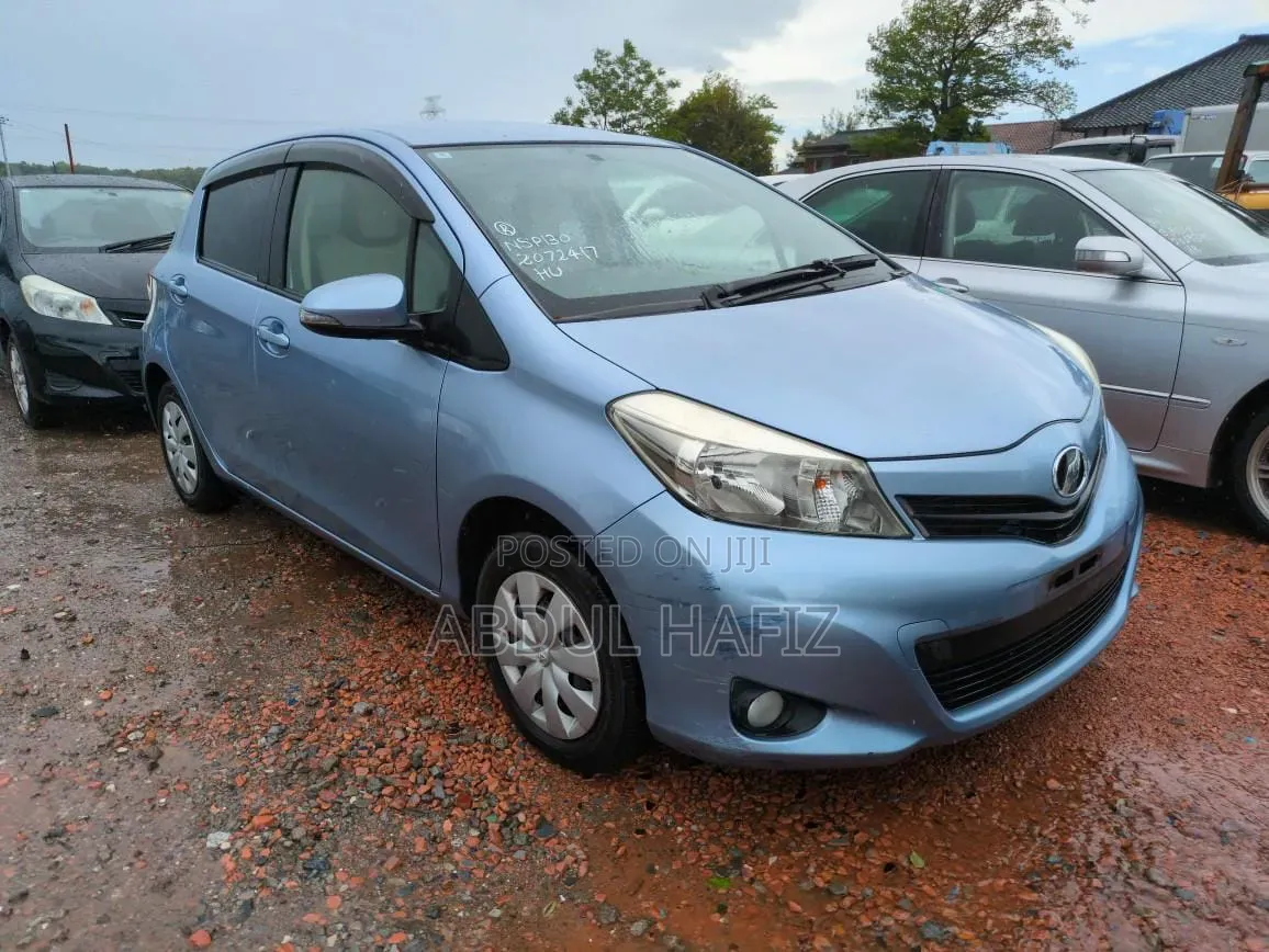 Toyota Vitz 2012