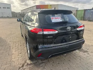 New Toyota Corolla Hybrid XLE 2025 Black
