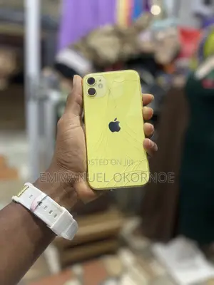 Apple iPhone 11 128 GB Red