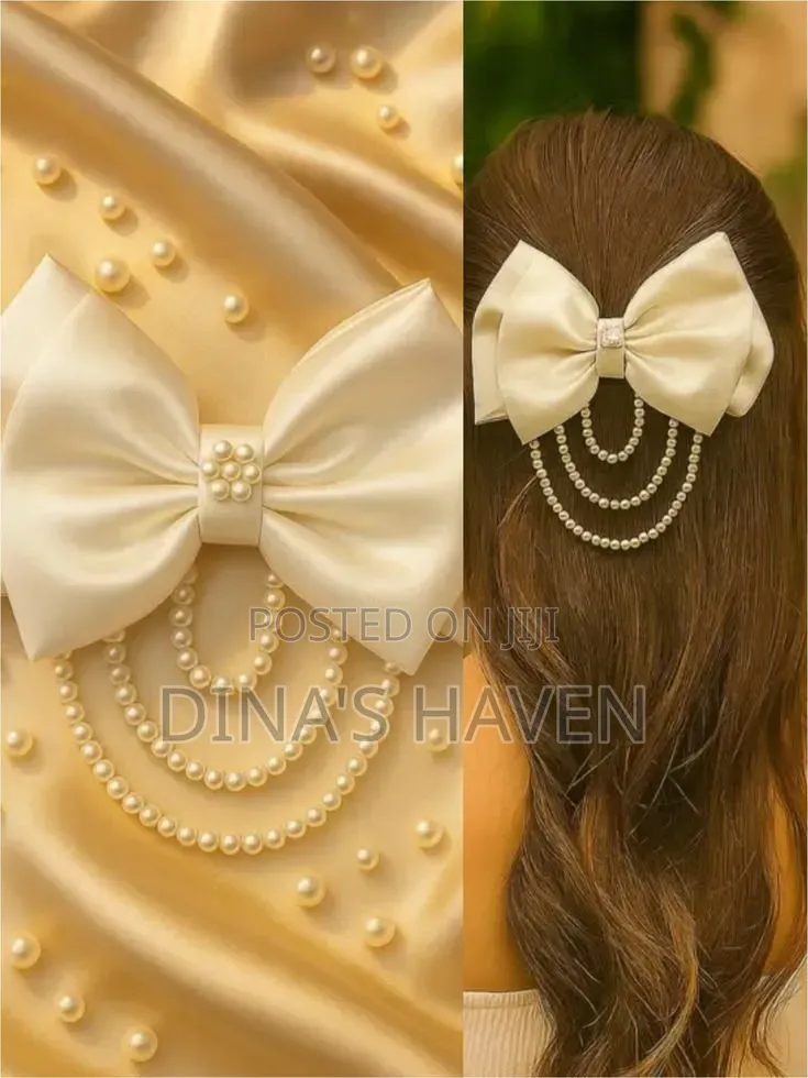 Scrunchie by Dina