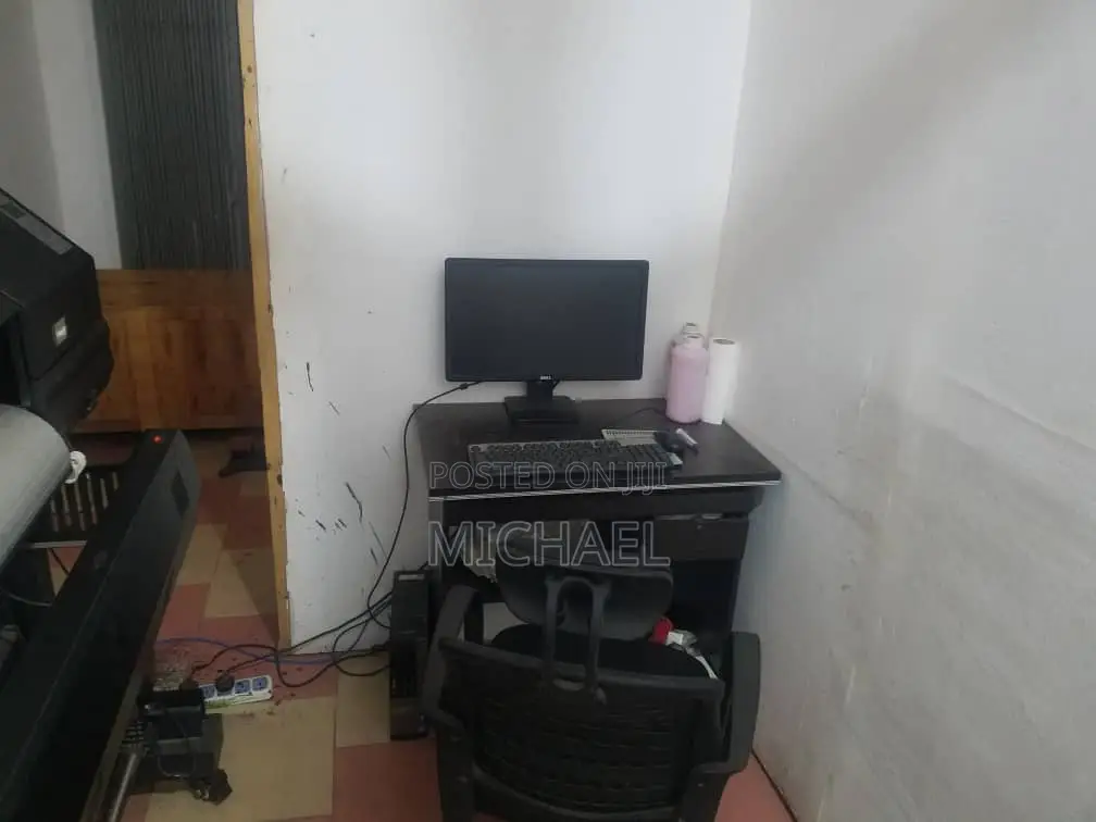 Large Format Machine and Others Printing Items for Sale