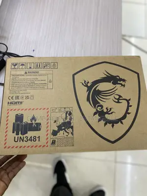 New Laptop MSI Cyborg 15 32GB Intel Core 7 SSD 1T