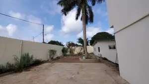 8bdrm House in Labone for rent