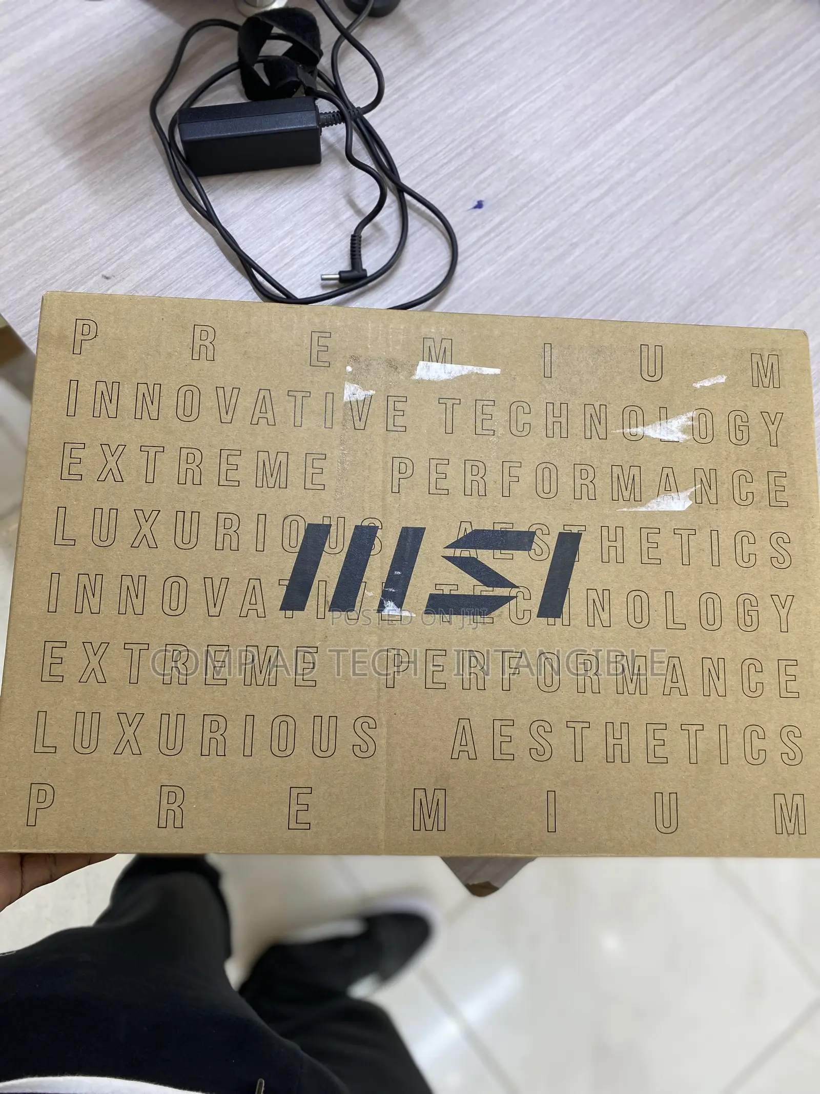 New Laptop MSI Cyborg 15 32GB Intel Core 7 SSD 1T