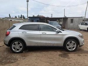 Mercedes-Benz GLA-Class 2015 Silver
