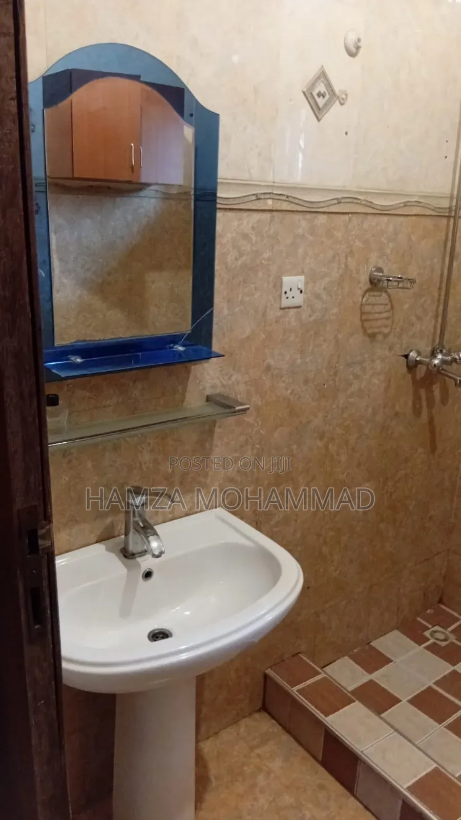 3bdrm House in Hamza Estates, East Legon for rent