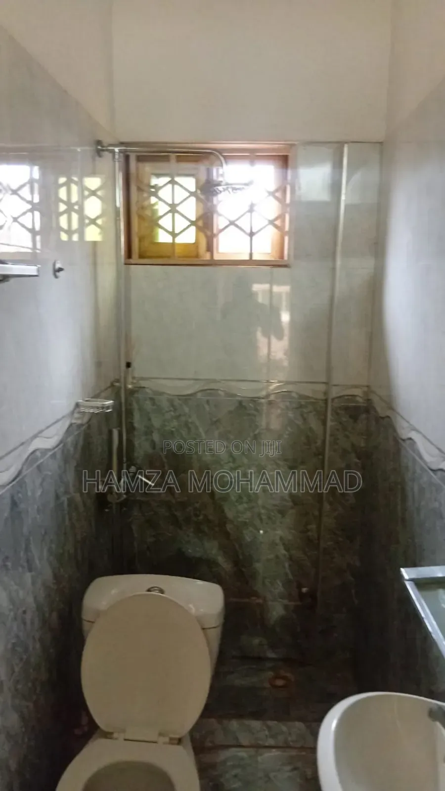 3bdrm House in Hamza Estates, East Legon for rent