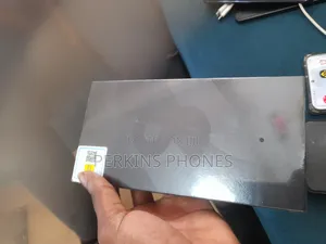 New Samsung Galaxy S22 Ultra 5G 128 GB Black