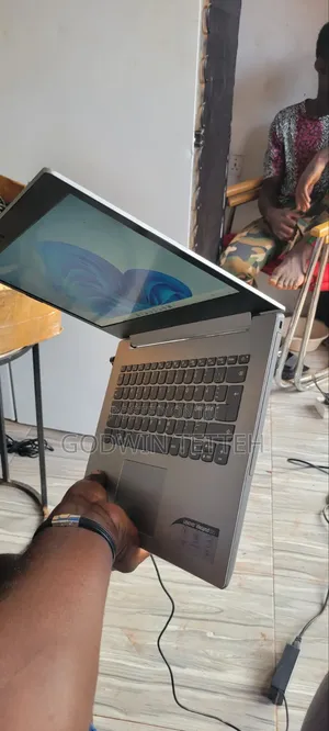 Laptop Lenovo Ideapad 3 4GB Intel Core i5 HDD 1T