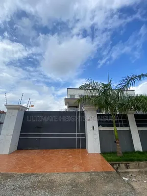 5bdrm House in Achimota Mile 7 for sale
