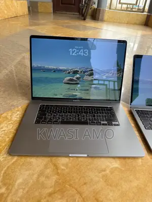 Laptop Apple MacBook Pro 2019 32GB Intel Core i9 SSHD (Hybrid) 1T