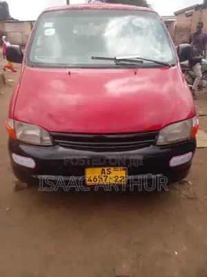 Toyota HiAce 2012 Red