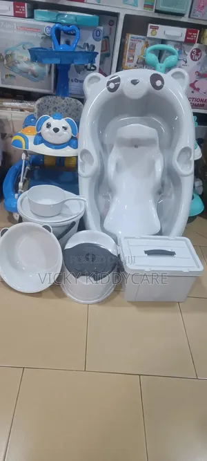 Baby Bath Set With Bather