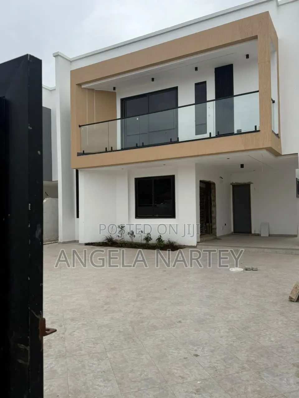 3bdrm House in Baatsonaa Spintex, Accra Metropolitan for sale
