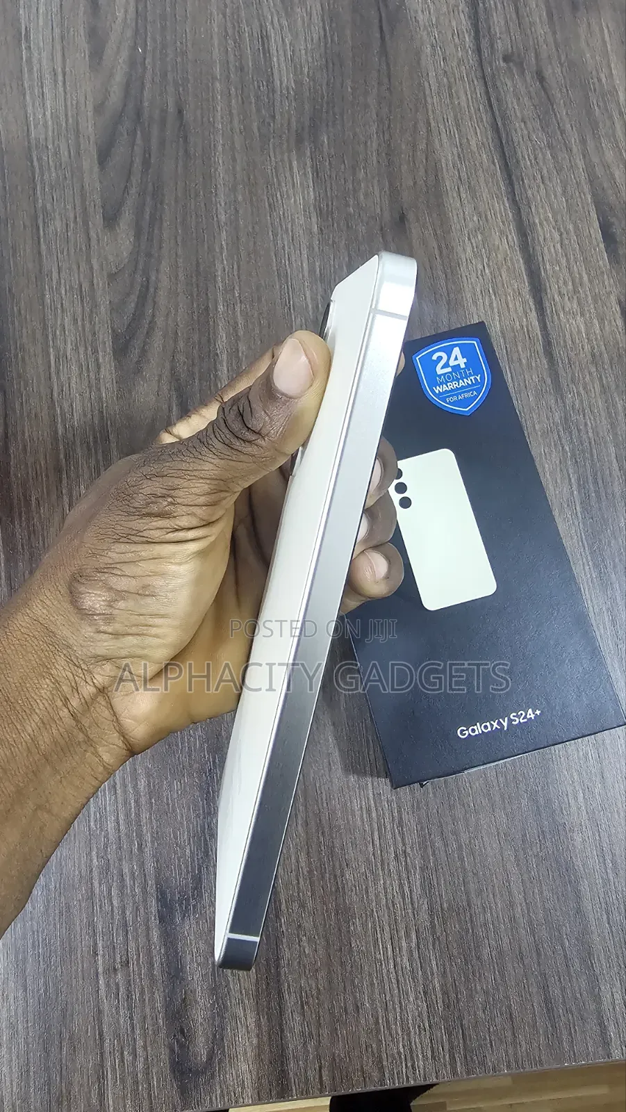 New Samsung Galaxy S24+ 512 GB Gold