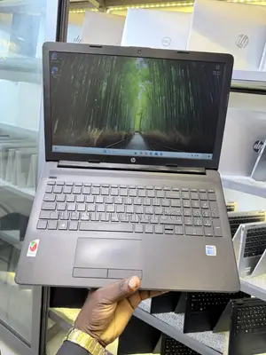 Laptop HP 15-da2933nia 8GB Intel Celeron HDD 500GB