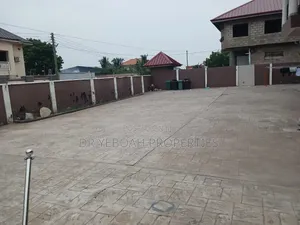 2bdrm Apartment in Spintex Palace Mall, Papaye for rent