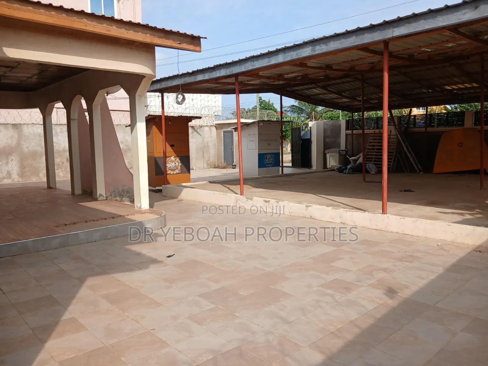 3bdrm House in Spintex Road for rent