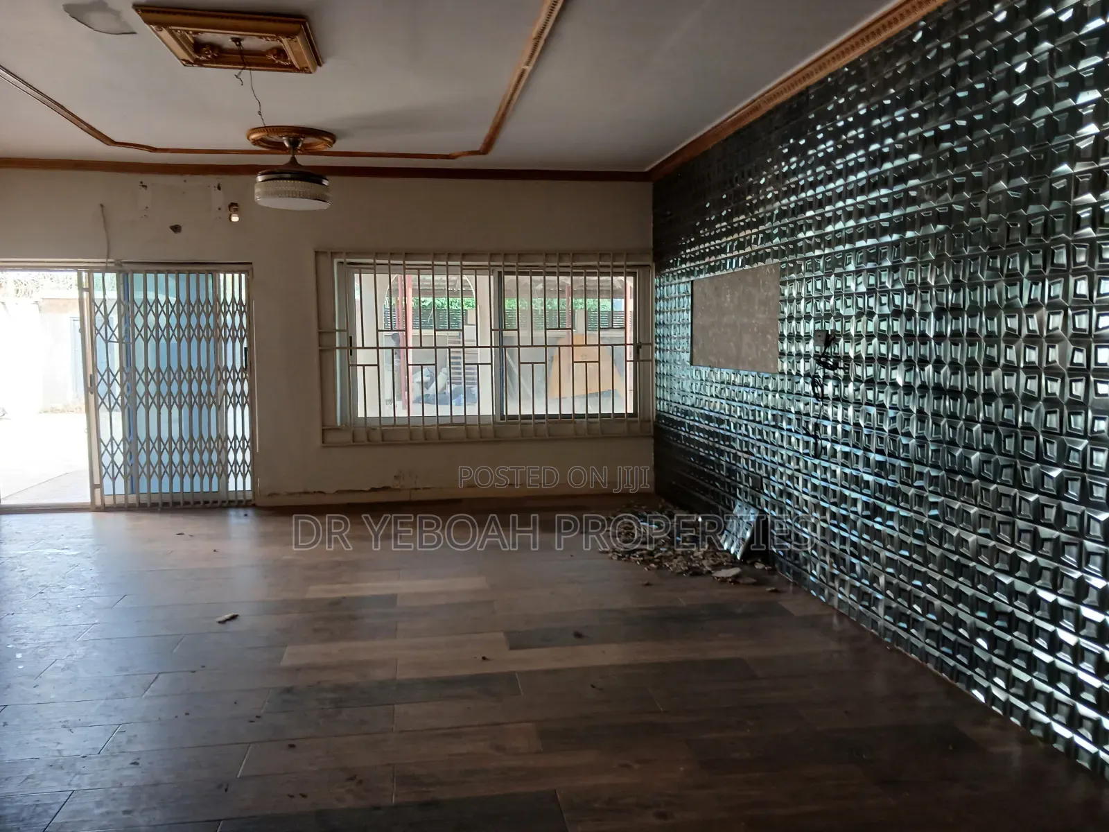 3bdrm House in Spintex Road for rent