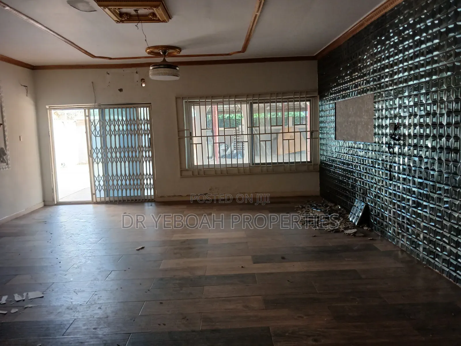 3bdrm House in Spintex Road for rent