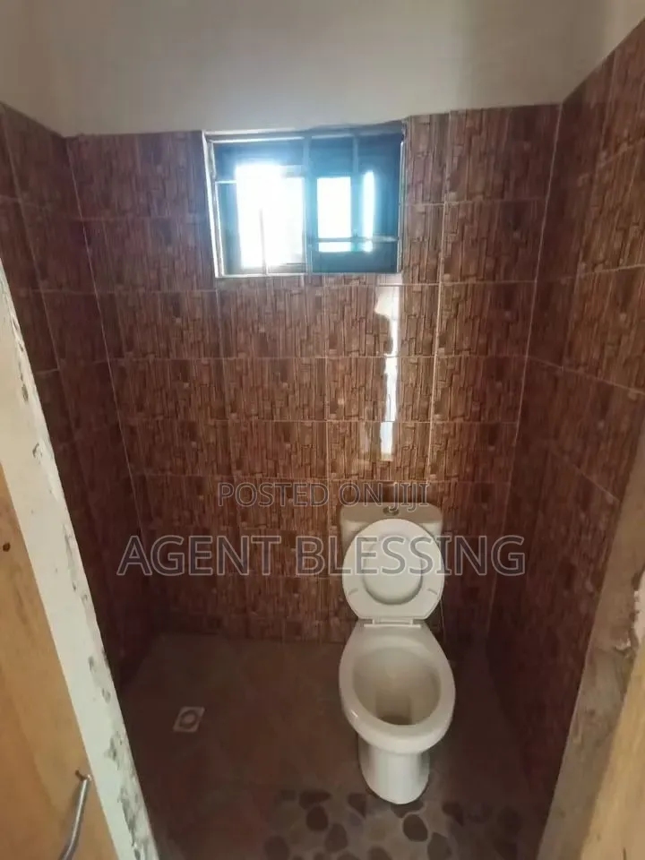 1bdrm Apartment in Gbetsile Samco, Community 25 for rent