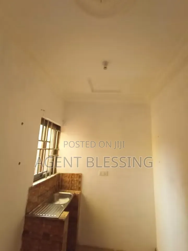 1bdrm Apartment in Gbetsile Samco, Community 25 for rent
