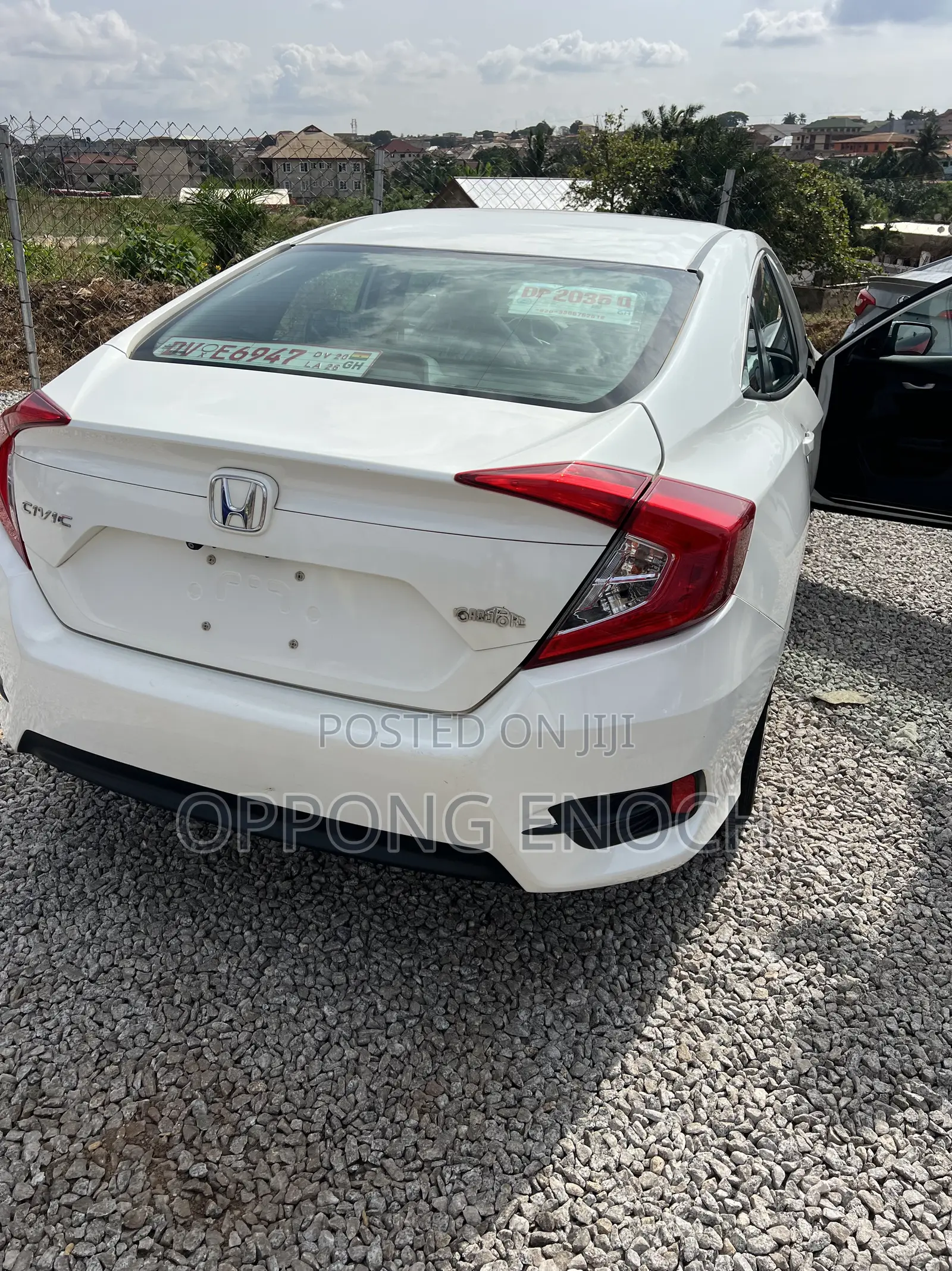 Honda Civic LX 2dr Coupe (2.0L 4cyl) 2016 White