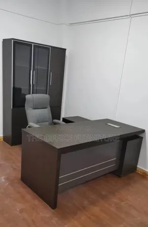 Executive 1.6 L-Shape Desk