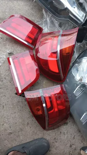 BMW Tail Light E70