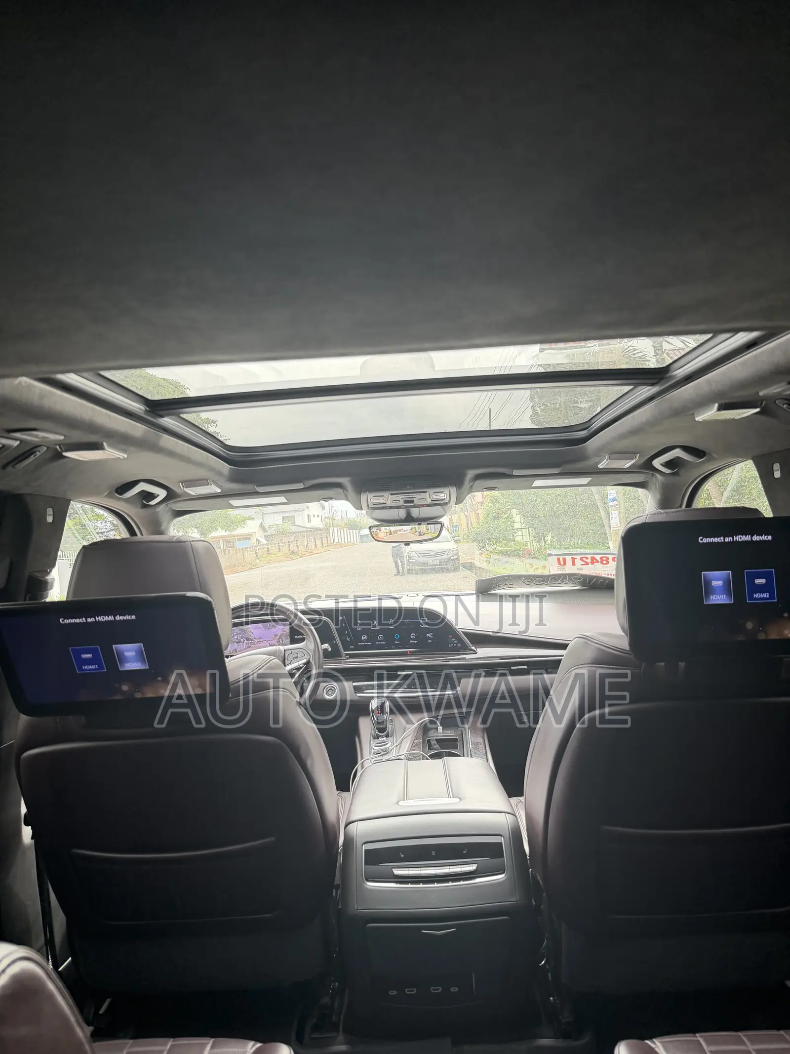 Cadillac Escalade Premium Luxury 4WD 2023 White
