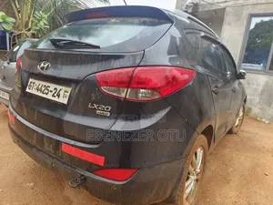 Hyundai Tucson 2011 Black