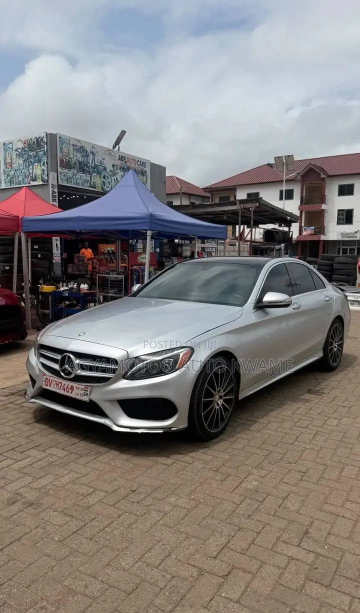 Mercedes-Benz C300 Base 4Matic Sedan AWD (2.0L 4cyl 7A) 2017 Blue