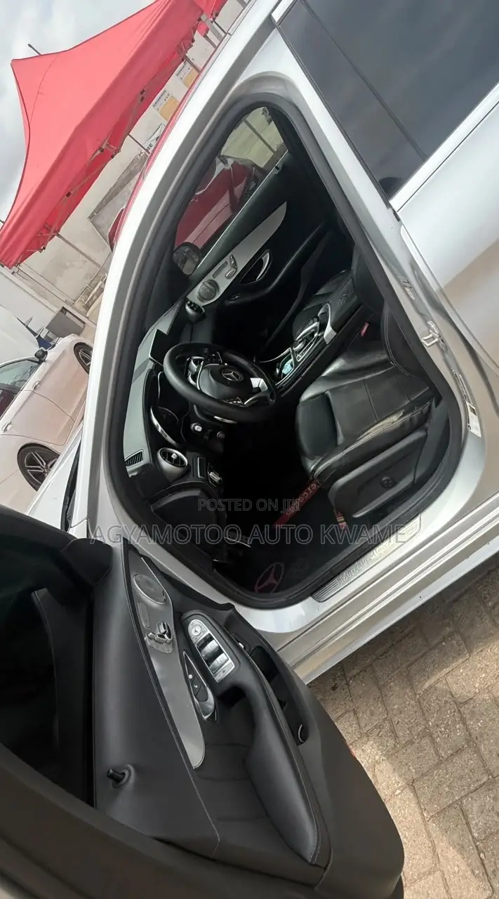 Mercedes-Benz C300 Base 4Matic Sedan AWD (2.0L 4cyl 7A) 2017 Blue
