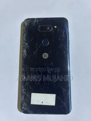 LG V30 64 GB Black