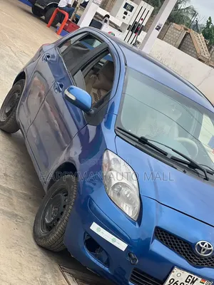 Toyota Vitz 1.3 FWD 5dr 2010 Blue