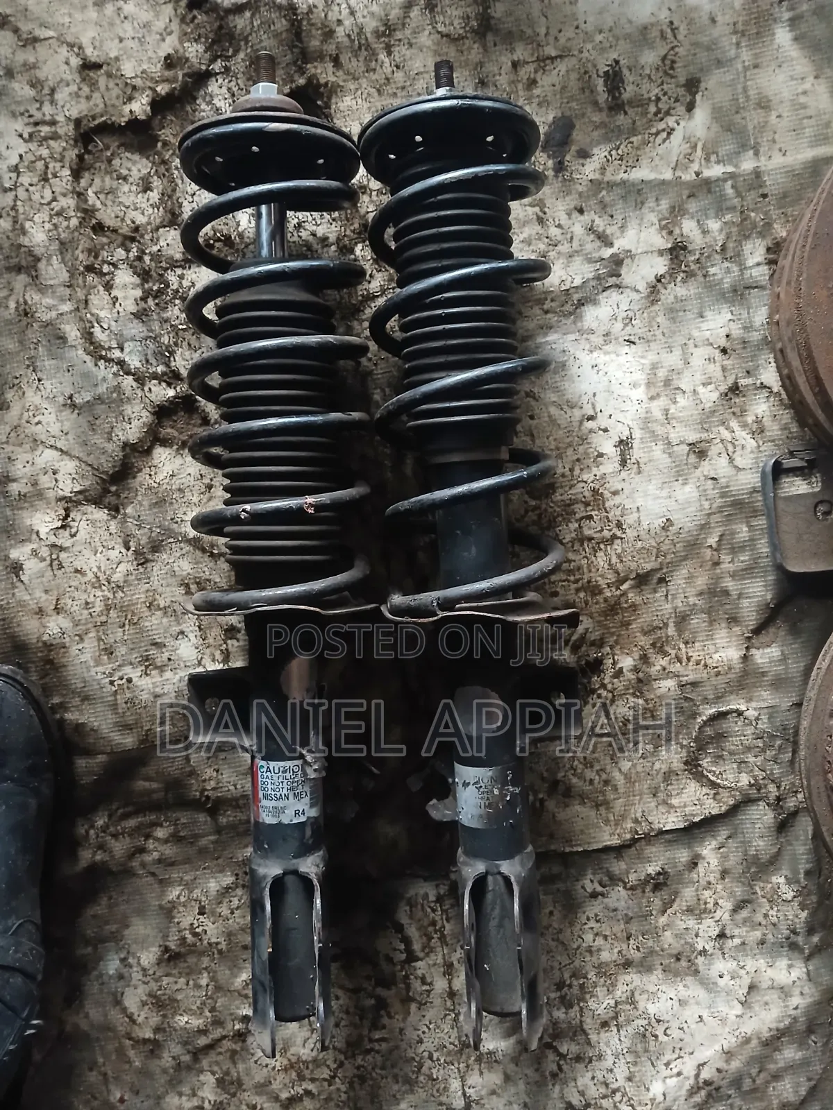 Nissan Versa 2012 -2017 Front Shocks