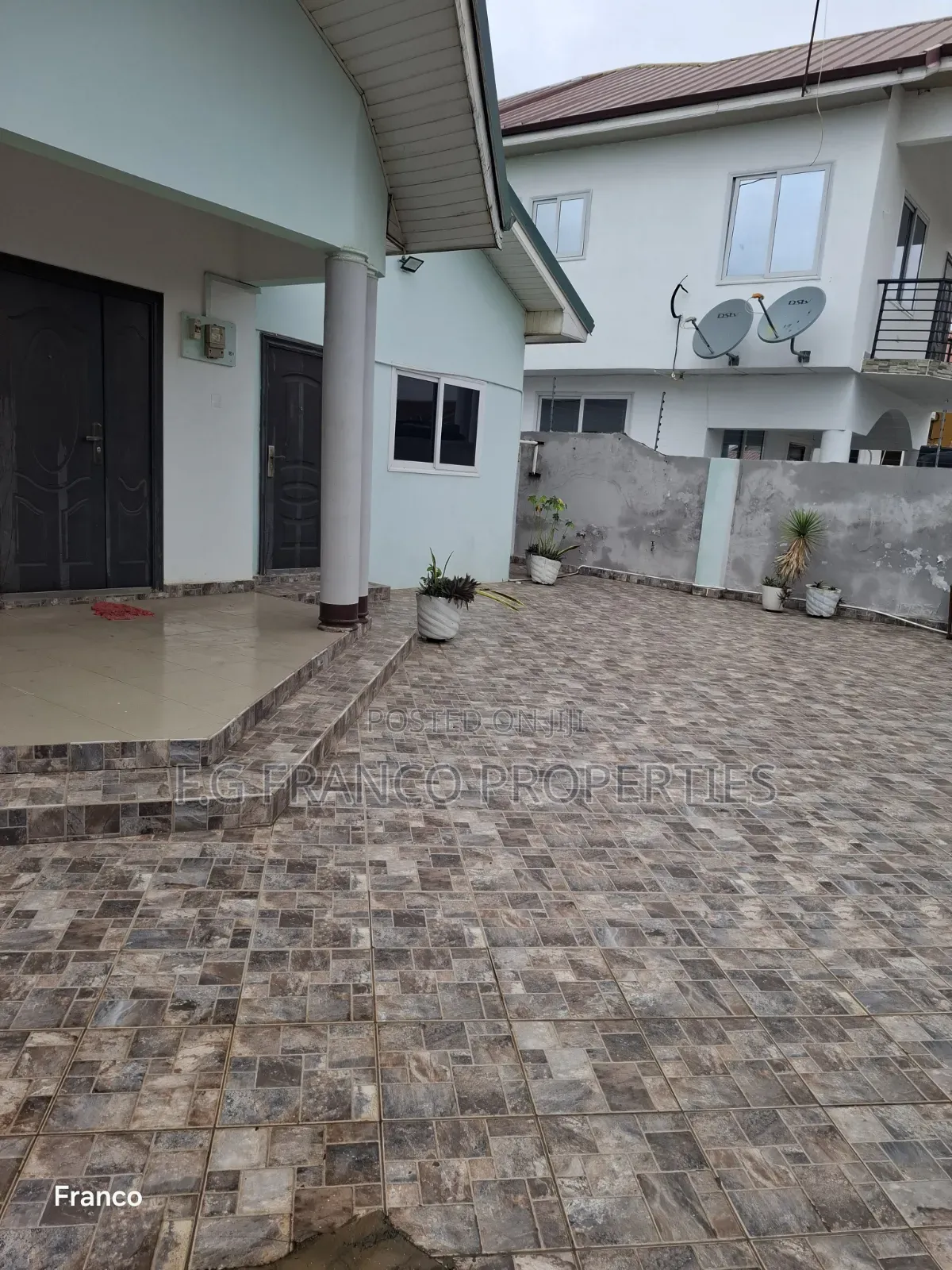 2bdrm House in Kg Franco Properties, Baatsona Total for sale