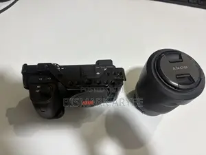 Used Sony A6600 With Sony 28 - 70 Mm Lens