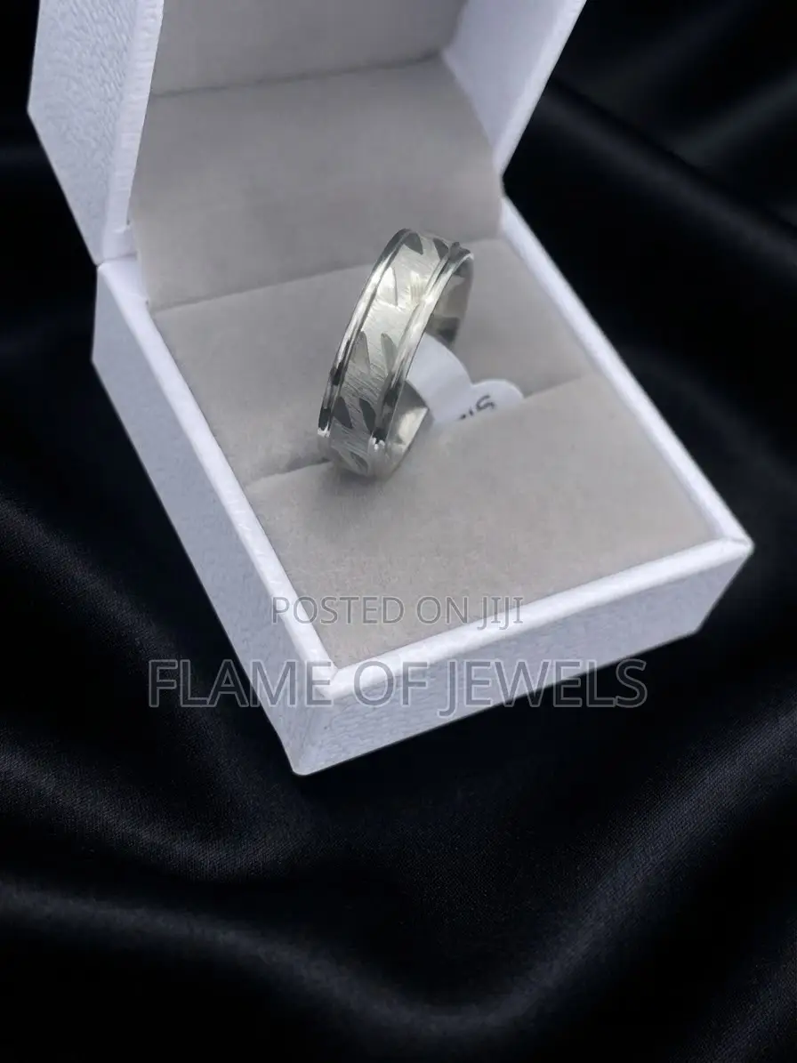 Durable Short Strip Wedding Ring