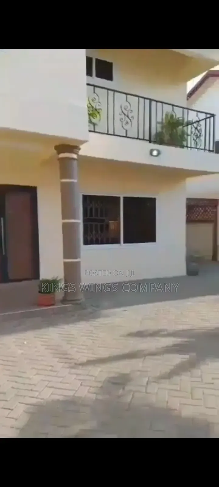 4bdrm House in Eclipse Estate, Sakumono for rent