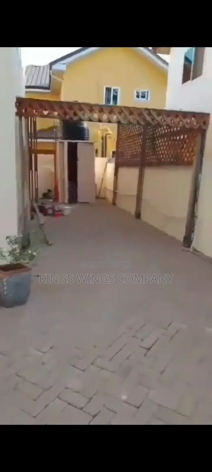 4bdrm House in Eclipse Estate, Sakumono for rent