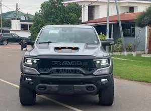 Dodge RAM 2022 Gray