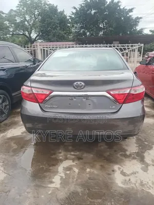 Toyota Camry 2017 Gray