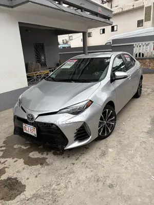 Toyota Corolla SE 4dr Sedan (1.8L 4cyl CVT) 2017 Silver