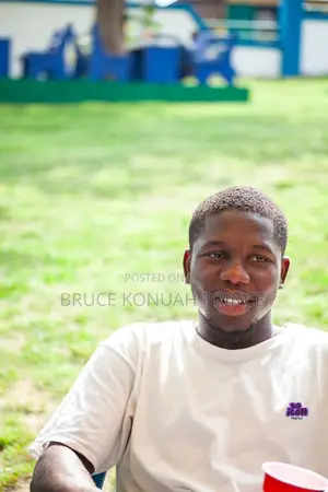 Male Shop Assistant (Around Kaneshie
