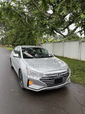 Hyundai Elantra SE 2019 Silver