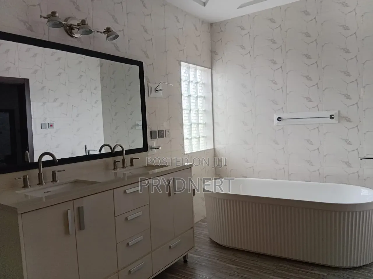 4bdrm House in Devtraco, Community 25 for rent