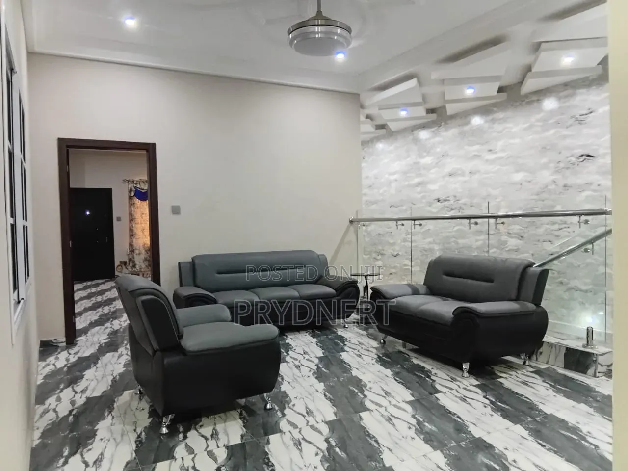 4bdrm House in Devtraco, Community 25 for rent